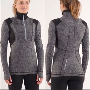 Lululemon Run Your Heart Out Pullover- Size 4